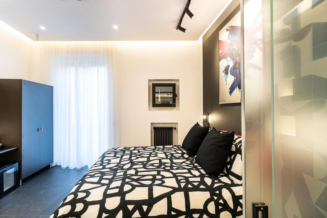 Le Stanze Del Barone Bed & Breakfast Napoli Bagian luar foto