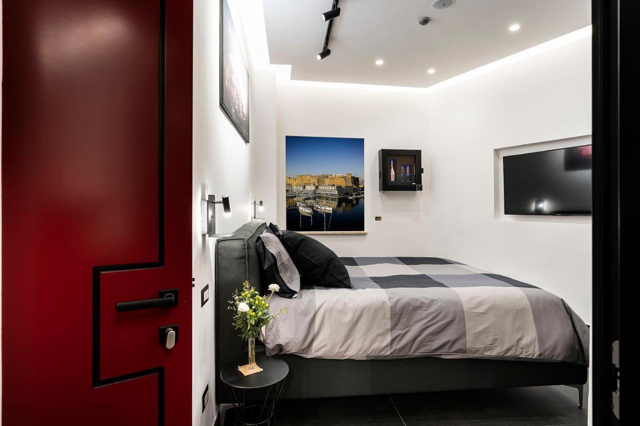 Le Stanze Del Barone Bed & Breakfast Napoli Bagian luar foto