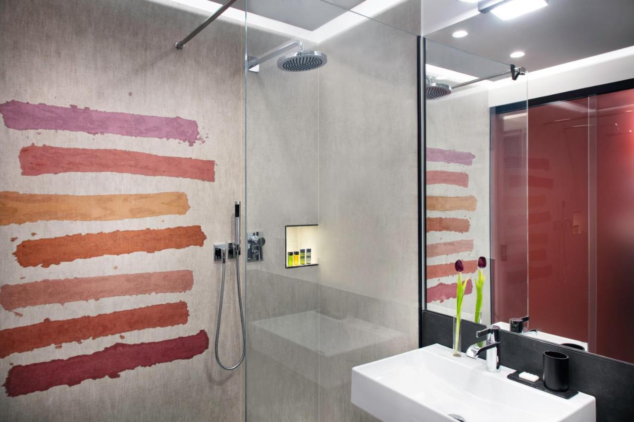 Le Stanze Del Barone Bed & Breakfast Napoli Bagian luar foto