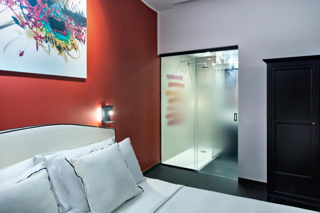 Le Stanze Del Barone Bed & Breakfast Napoli Bagian luar foto